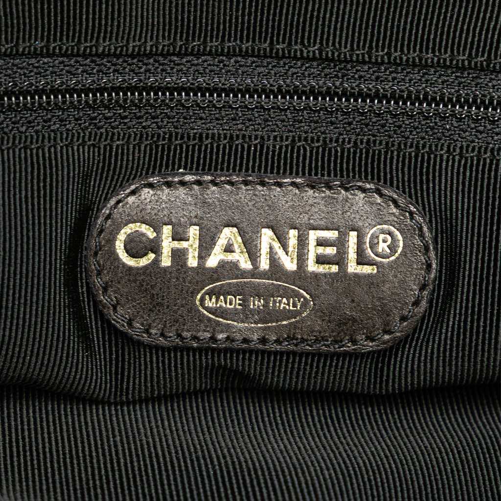 Chanel Triple CC Caviar Shoulder Bag - 5