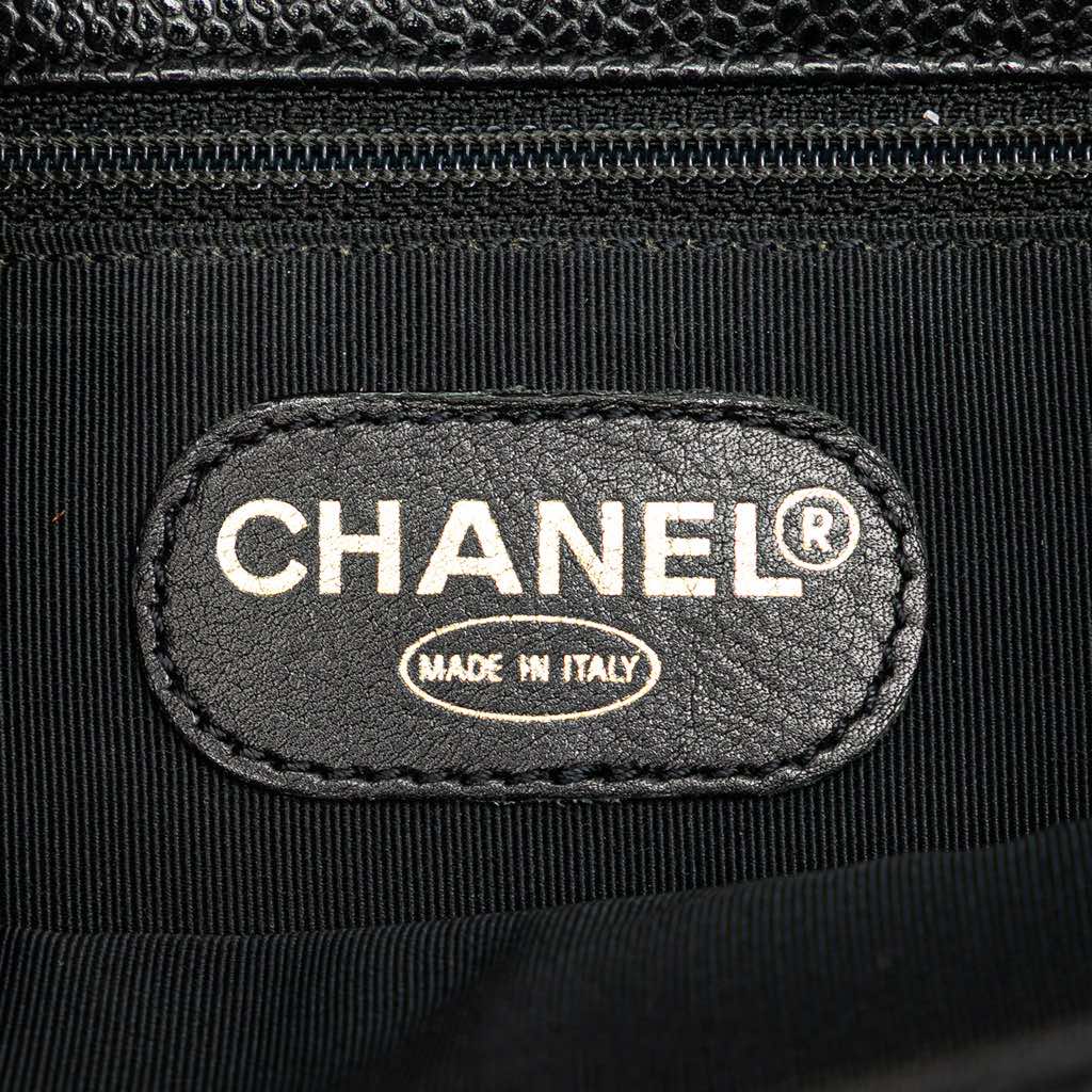 Chanel CC Caviar Wood Top Handle Tote - Side view