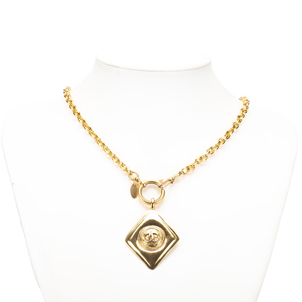 Chanel Gold Plated CC Diamond Shape Pendant Necklace - Image 6