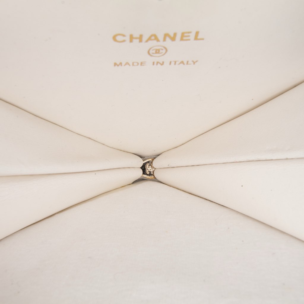 Chanel Quilted Patent Calfskin CC Heart Clutch With Chain - Side view