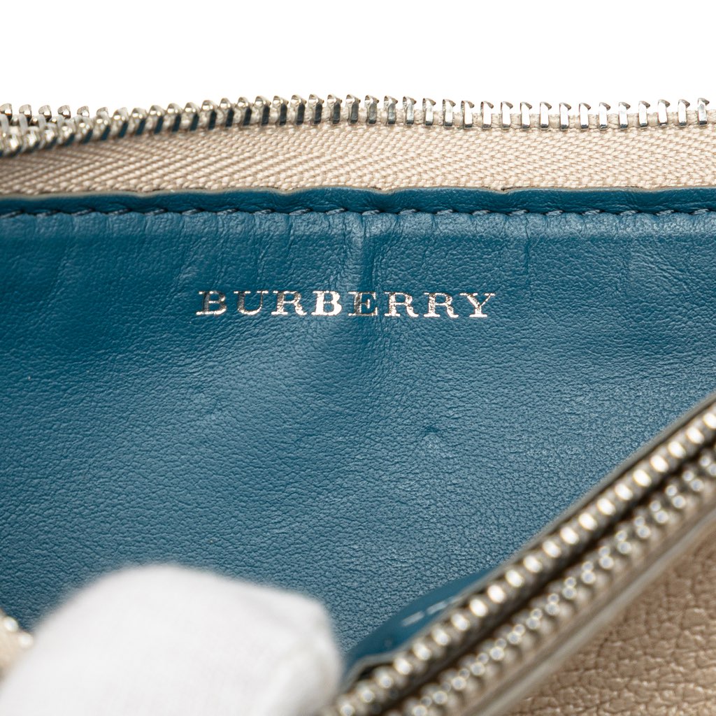 Burberry Grained Goatskin Penhurst D-Ring Triple Zip Crossbody - Detail 1