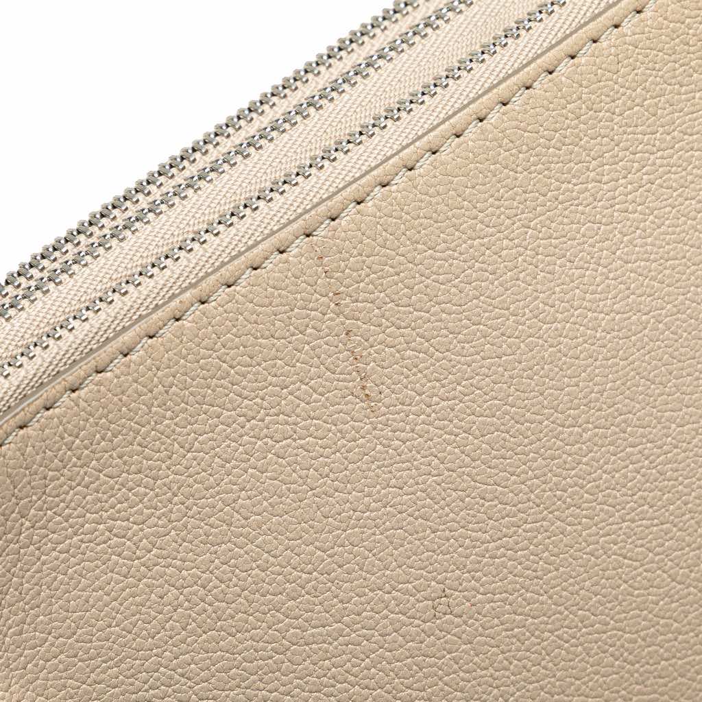 Burberry Grained Goatskin Penhurst D-Ring Triple Zip Crossbody - Detail 2