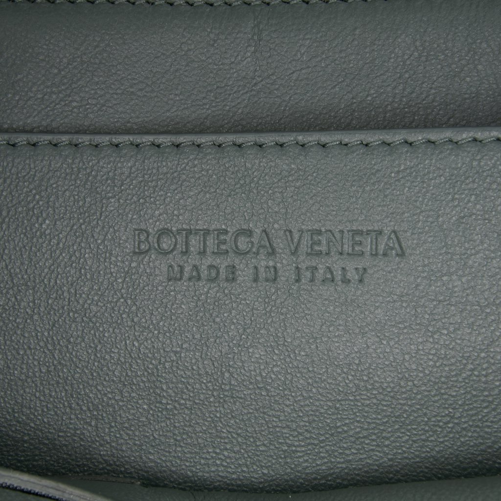 Bottega Veneta Nappa Maxi Intrecciato Clutch - 5