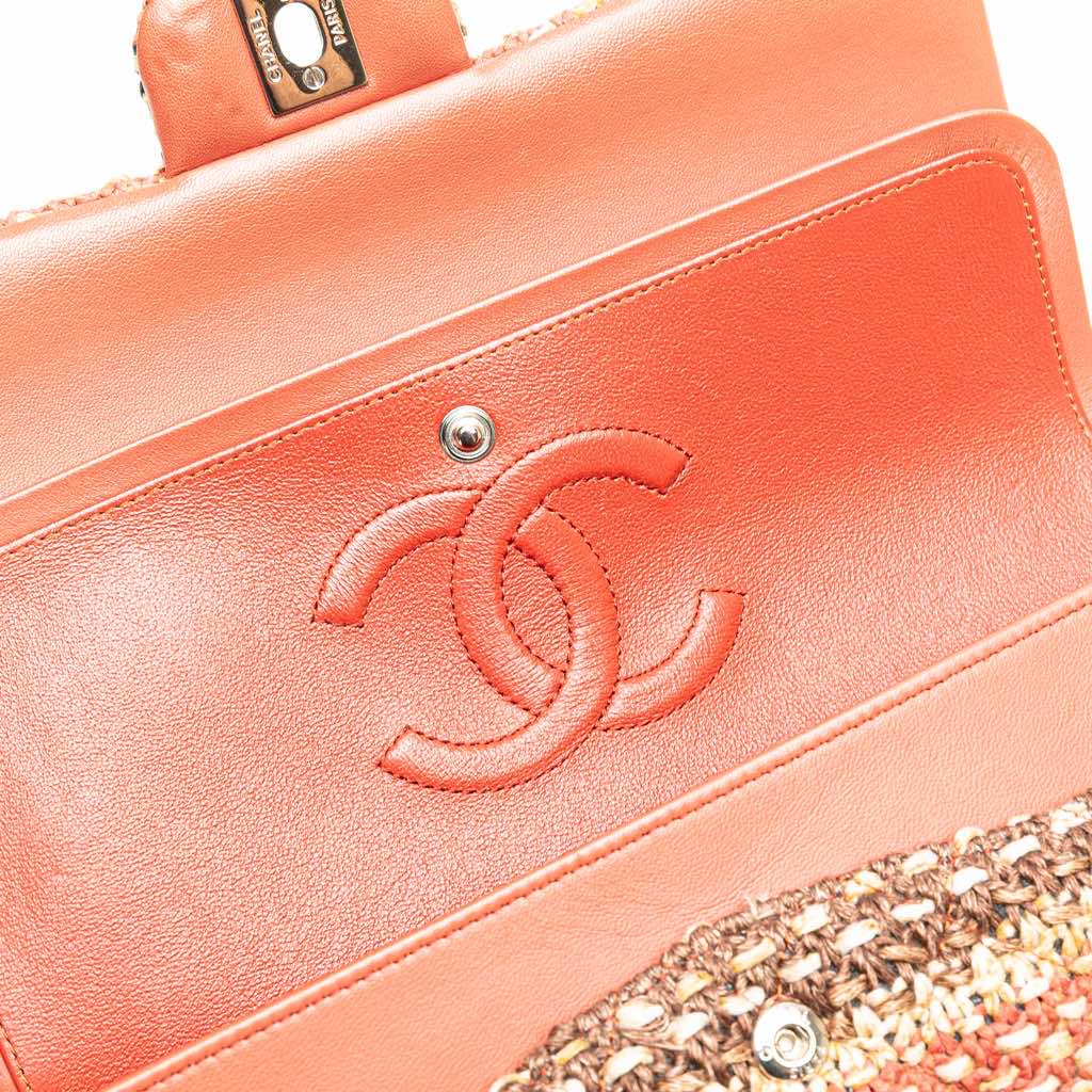 Chanel Medium Classic Tweed Double Flap - Detail 2