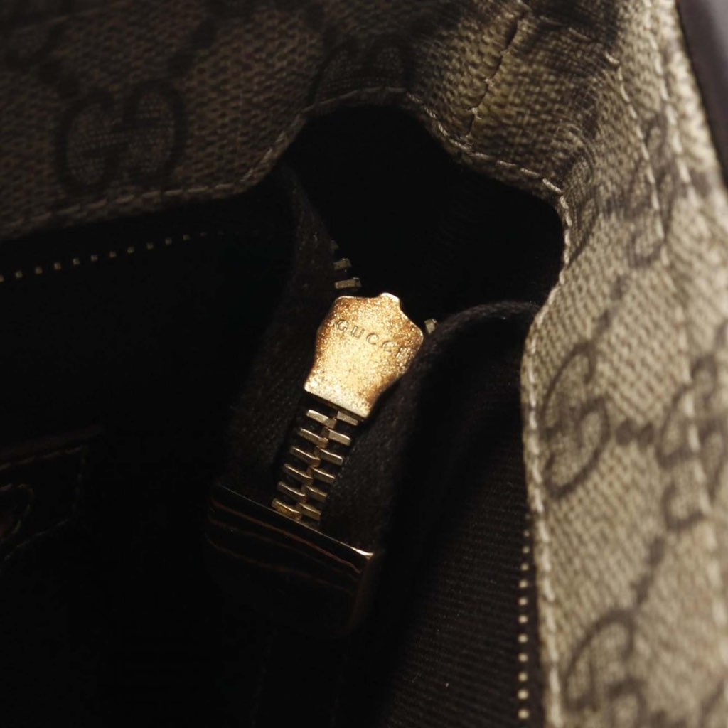 Gucci GG Supreme Crossbody - 5