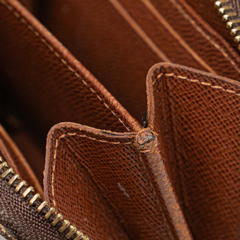 Louis Vuitton Monogram Zippy Coin Purse - Detail 2