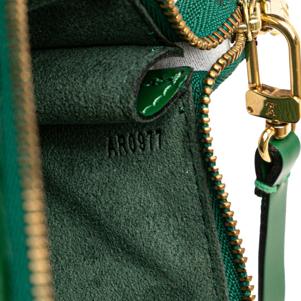 Louis Vuitton Epi Pochette Accessoires - Side view