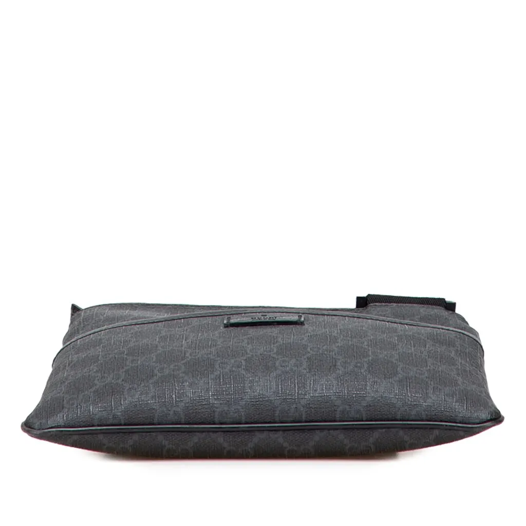 Gucci GG Supreme Crossbody Black Canvas Good - Inside View