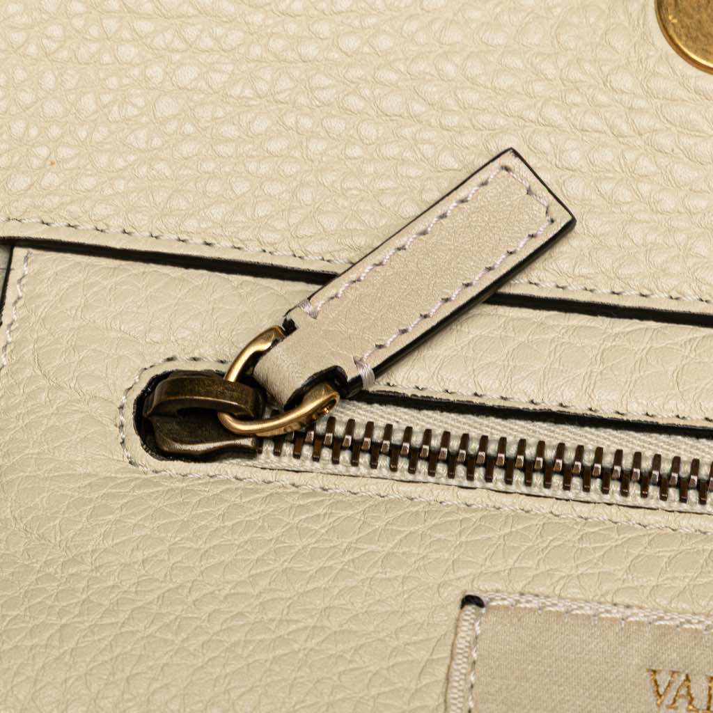 Valentino Small Leather Rockstud Rolling Trapeze Satchel - Detail 2