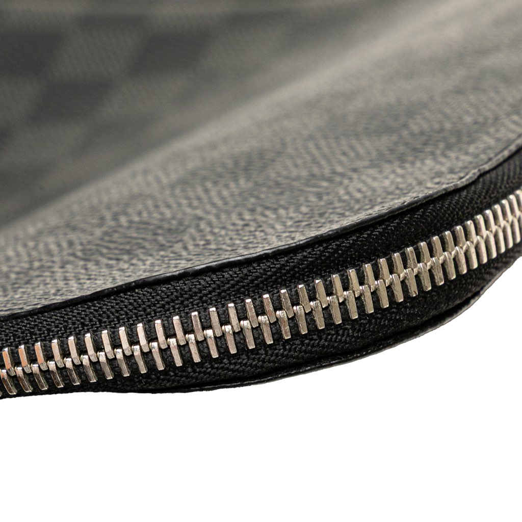 Louis Vuitton Damier Graphite Pochette Jour GM - Image 10