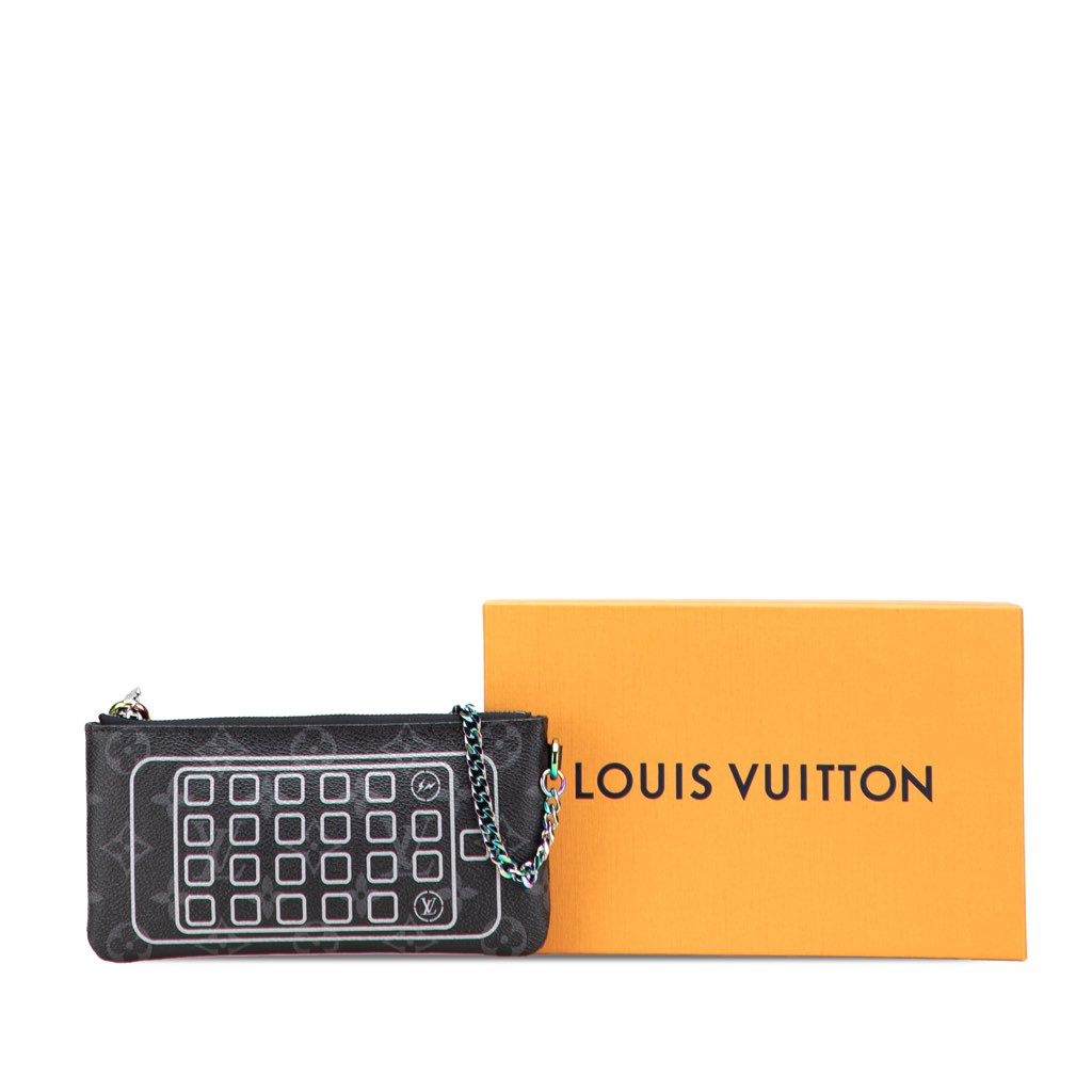 Louis Vuitton Monogram Eclipse Flash Fragment Iphone Case - Image 12