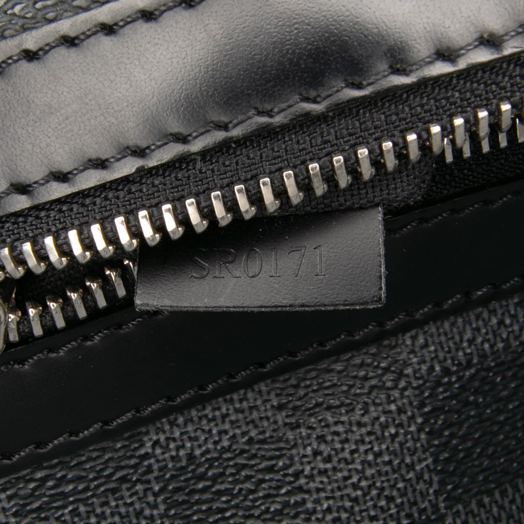 Louis Vuitton Damier Graphite Mick MM - Side view