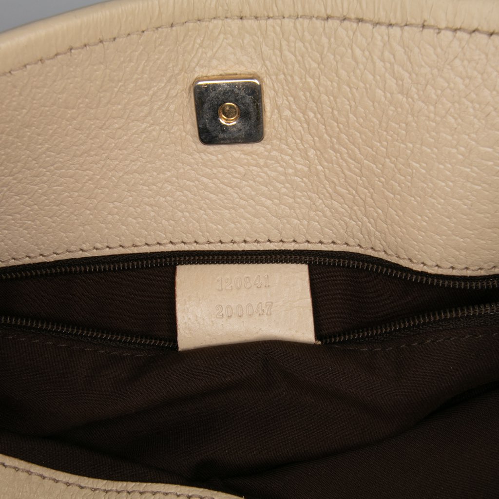 Gucci GG Canvas Eclipse Crossbody - Detail 1