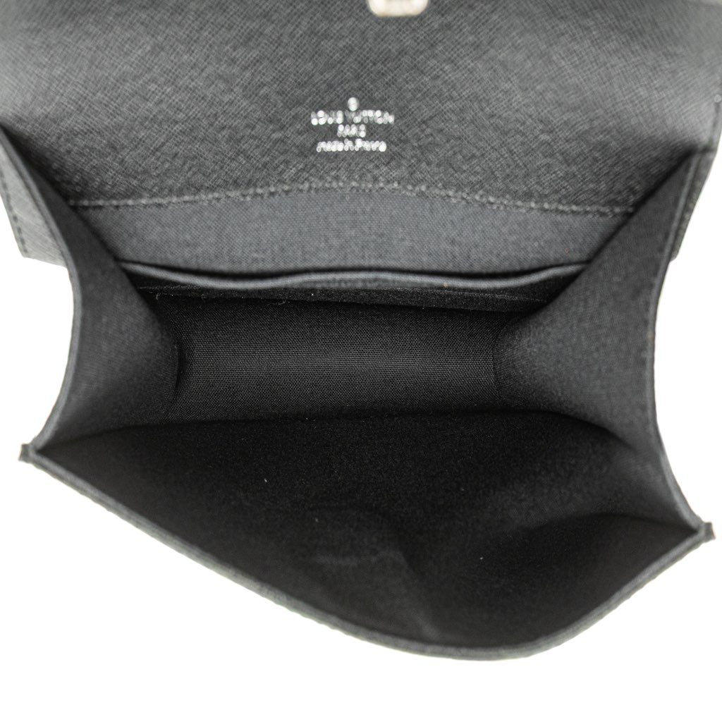 Louis Vuitton Taiga Pochette Kurgan - 4