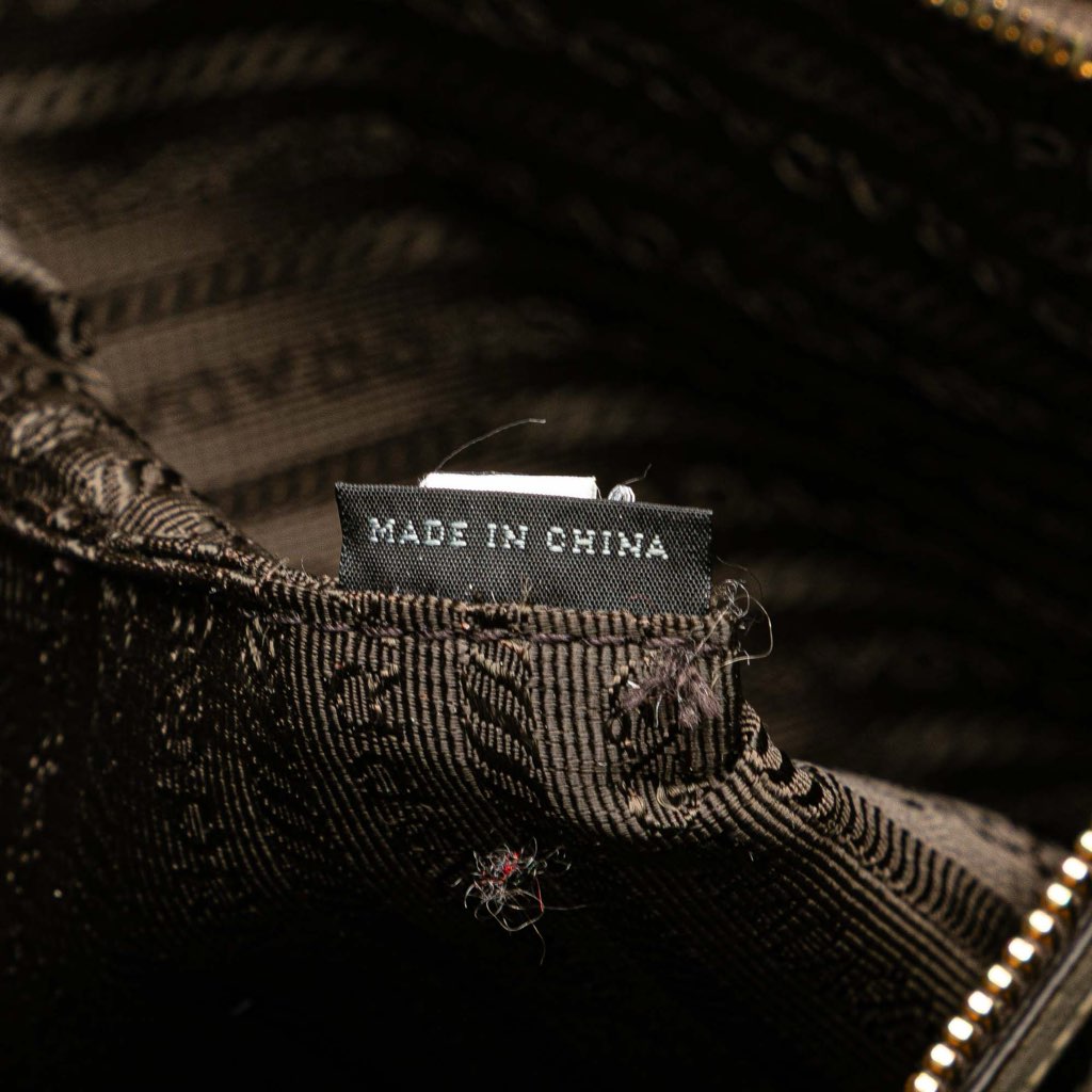 Prada Vitello Daino Side Zip Shopper Tote - Detail 2