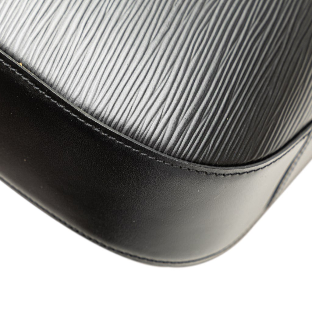 Louis Vuitton Epi Reverie - Detail 2