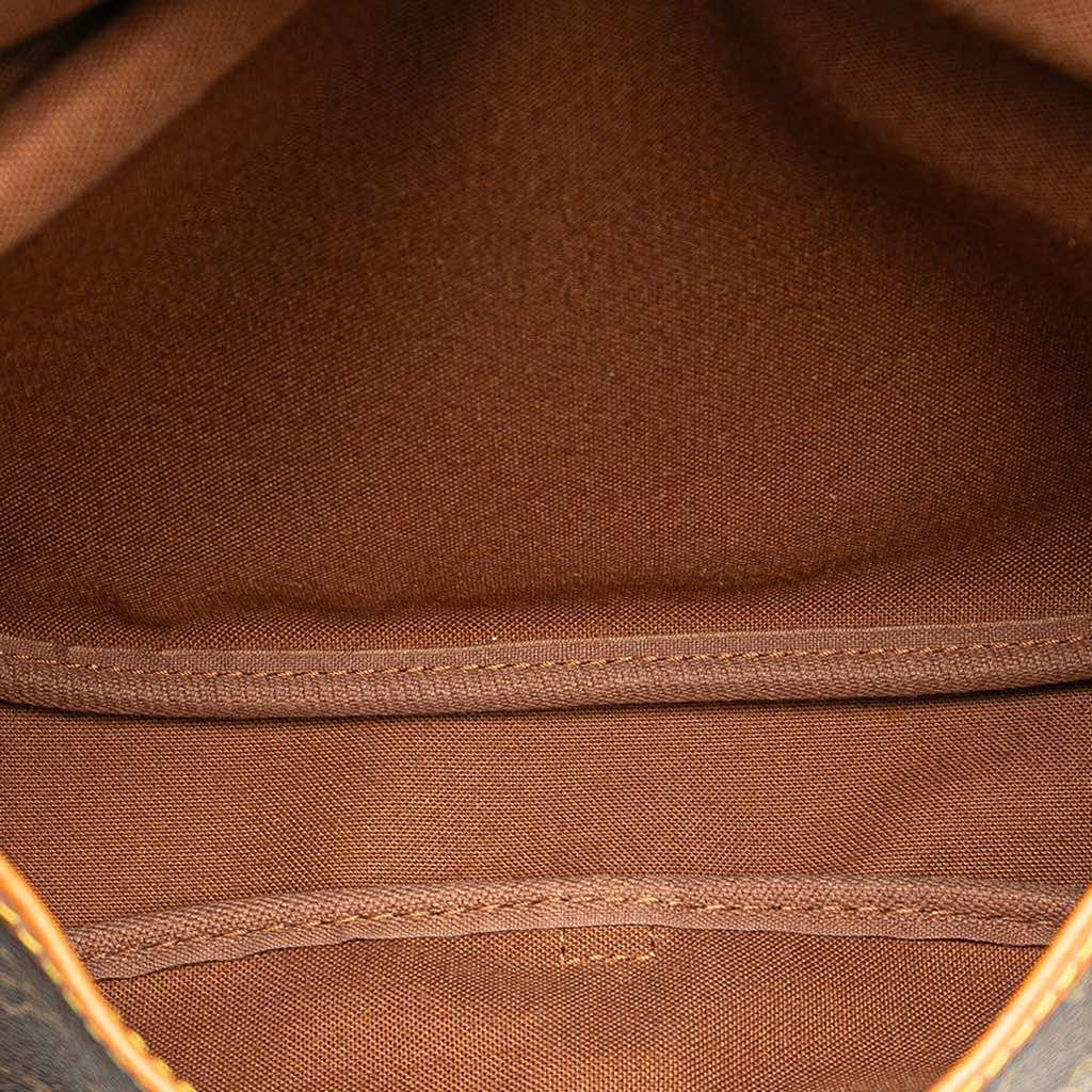 Louis Vuitton Monogram Saumur 30 - 4