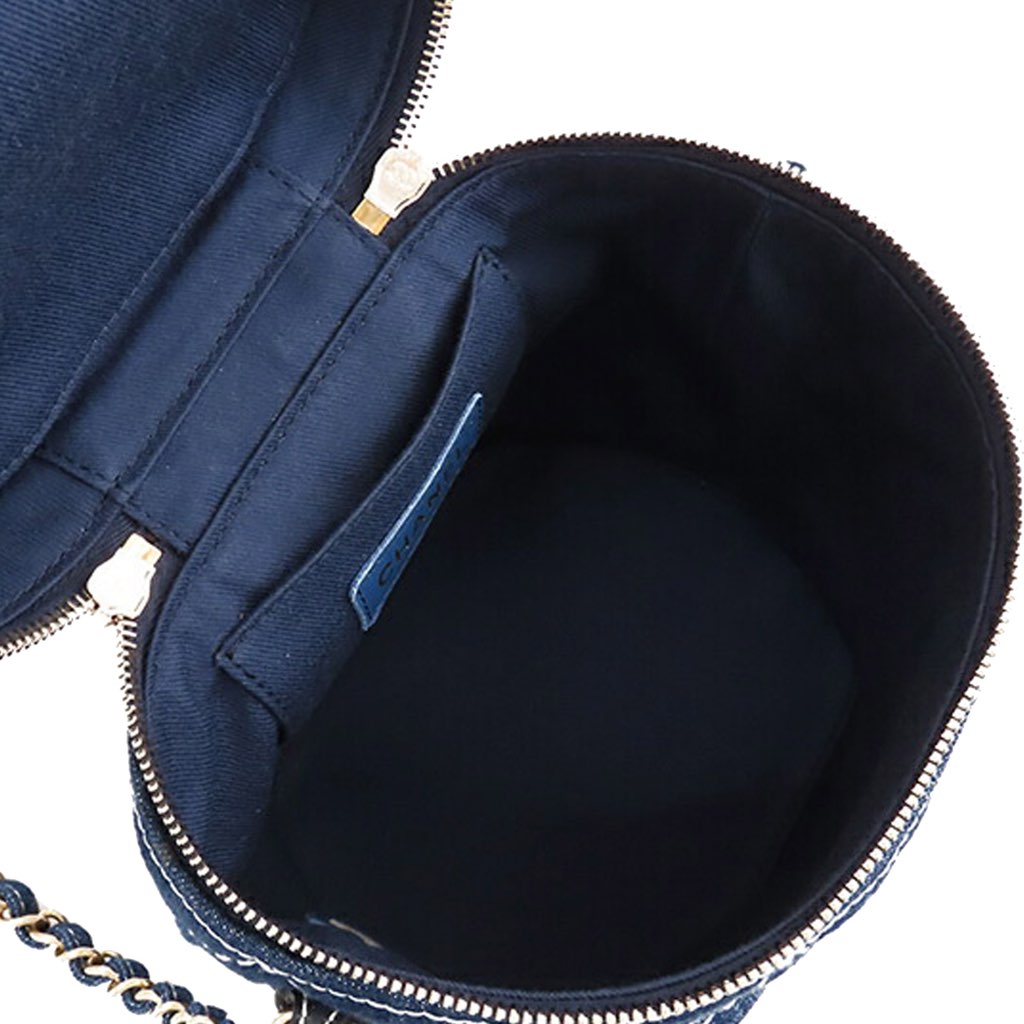 Chanel CC Quilted Denim Vanity Bag - 4