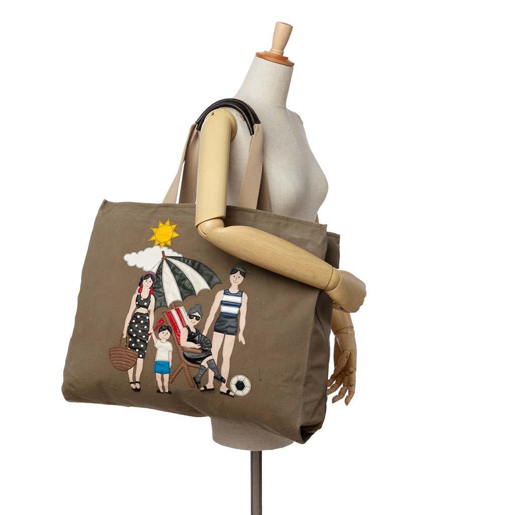 Dolce & Gabbana Canvas Family Beach Print Tote - Image 12