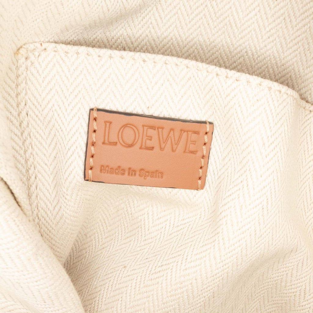 Loewe Leather Ikebana Tote - Detail 1