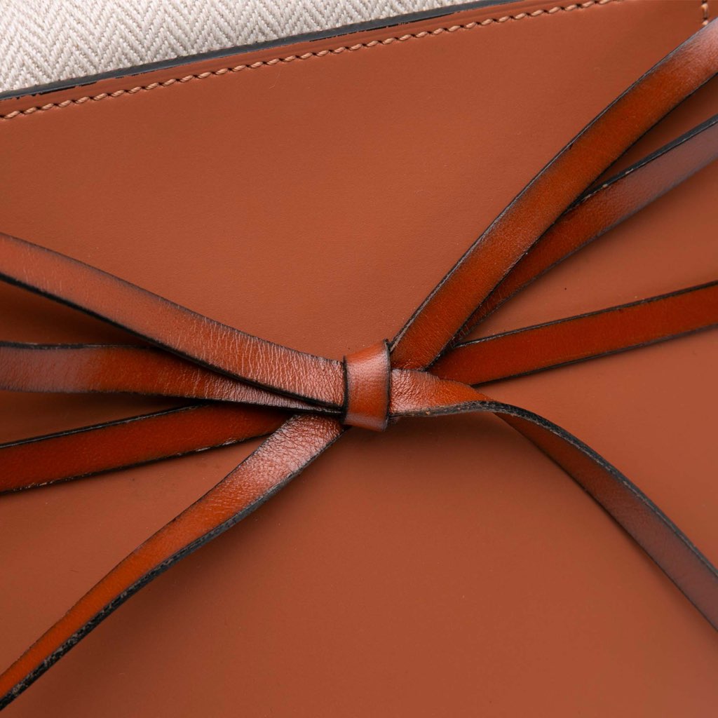 Loewe Leather Ikebana Tote - Image 10