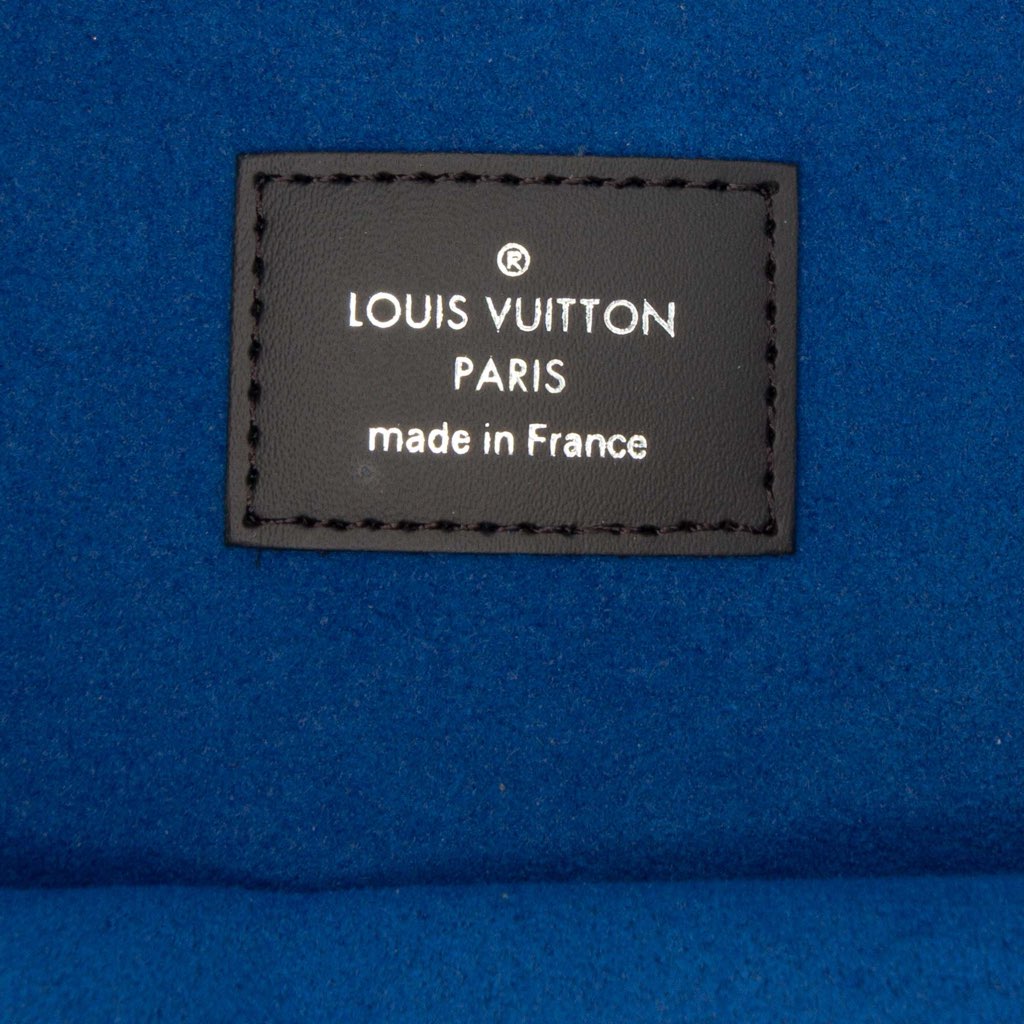 Louis Vuitton Damier Graphite Alpha Pochette GM - Side view