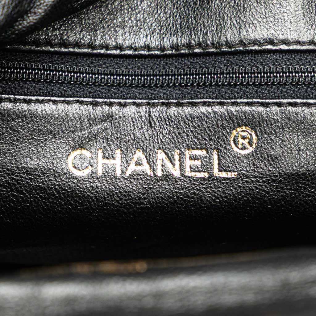 Chanel CC Quilted Lambskin Crossbody - Detail 2