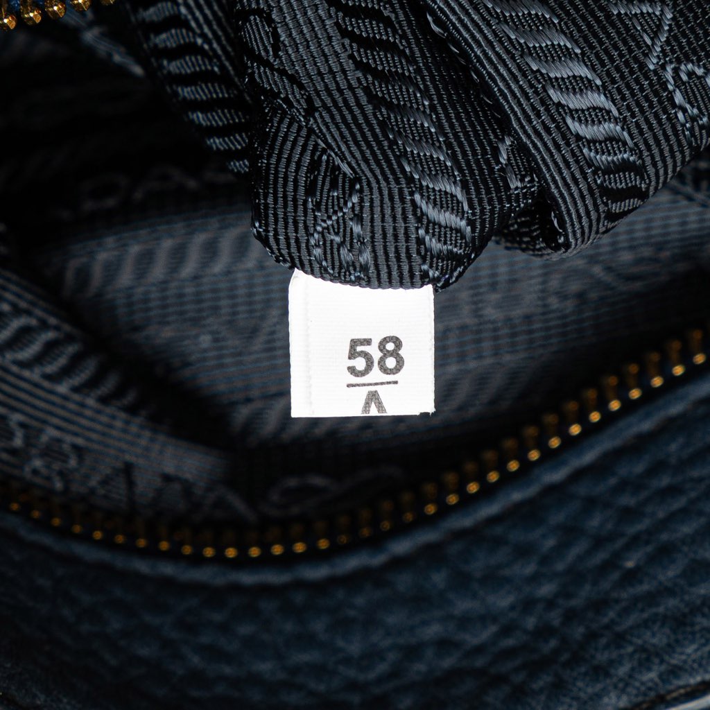 Prada Vitello Daino Sacca 2 Manici Convertible Tote - Image 10