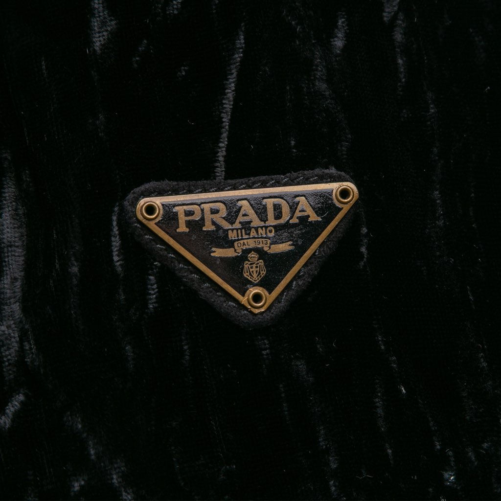 Prada Velvet Shoulder Bag - Detail 2