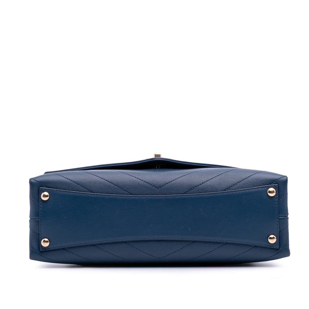 Chanel Medium Calfskin Coco Chevron Envelope Flap - Image 6