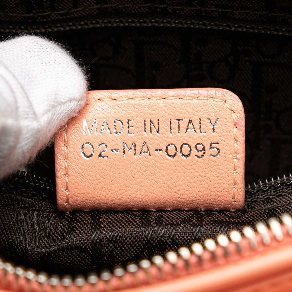 Dior Medium Lambskin Cannage Lady Dior - Detail 1