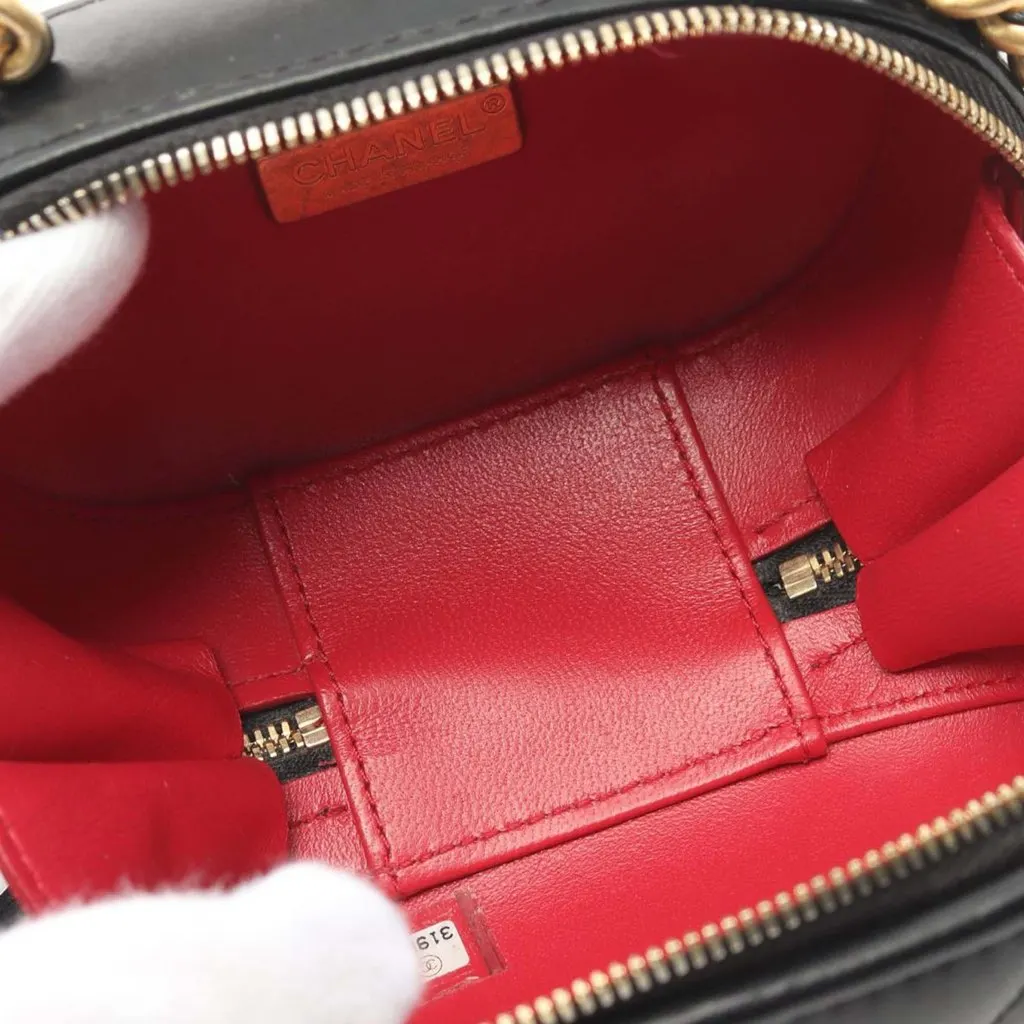 Chanel Quilted Lambskin CC Bubble Vanity Case With Chain Black Leather Good - Inside View