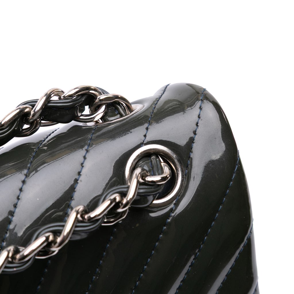 Chanel Jumbo Classic Chevron Patent Double Flap - Image 11