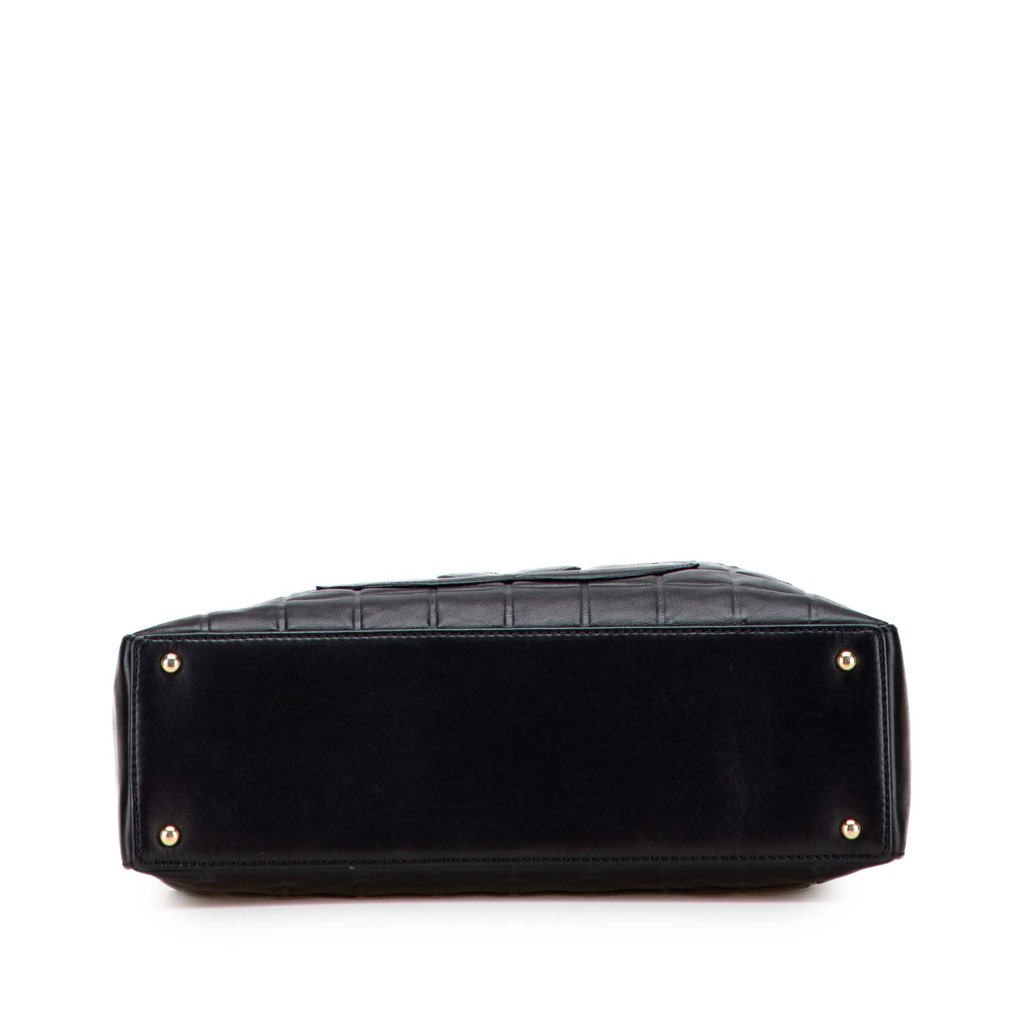 Chanel Medium Lambskin Chocolate Bar Shoulder Bag - Image 6