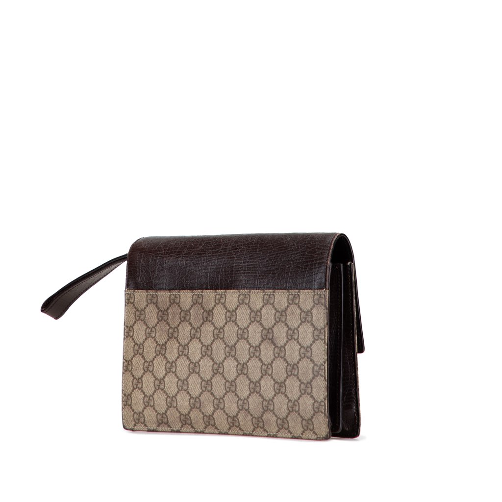 Gucci GG Supreme Clutch - 2