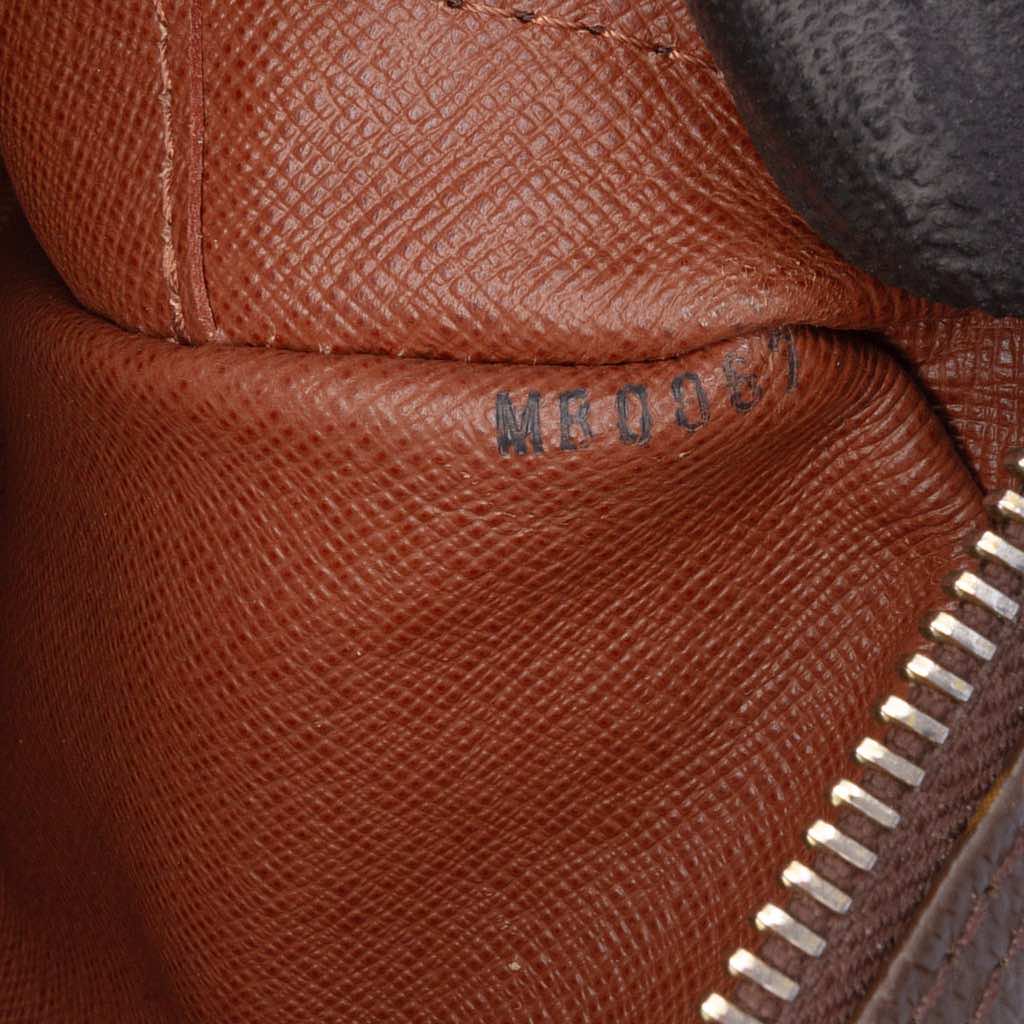 Louis Vuitton Monogram Trocadero 27 - Detail 1