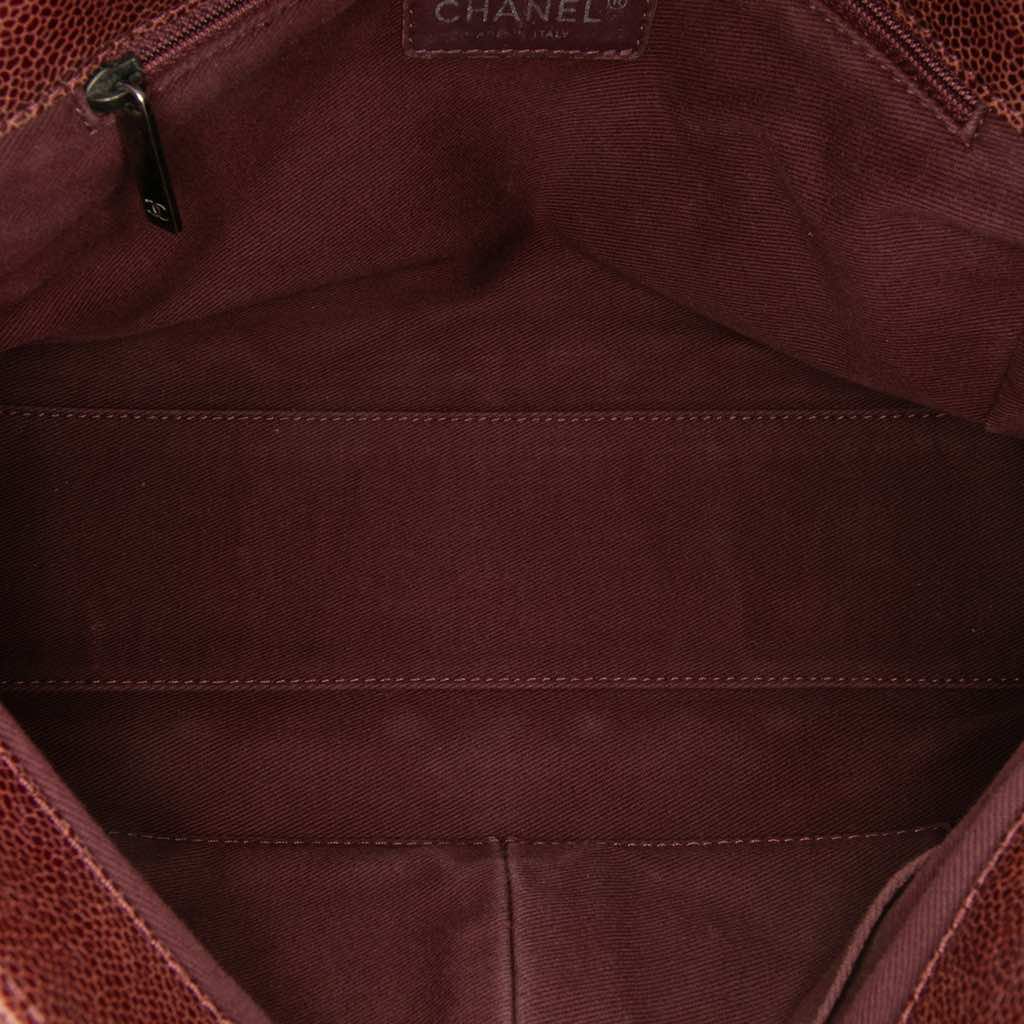 Chanel Jumbo Quilted Glazed Caviar CC Crave Flap - 4