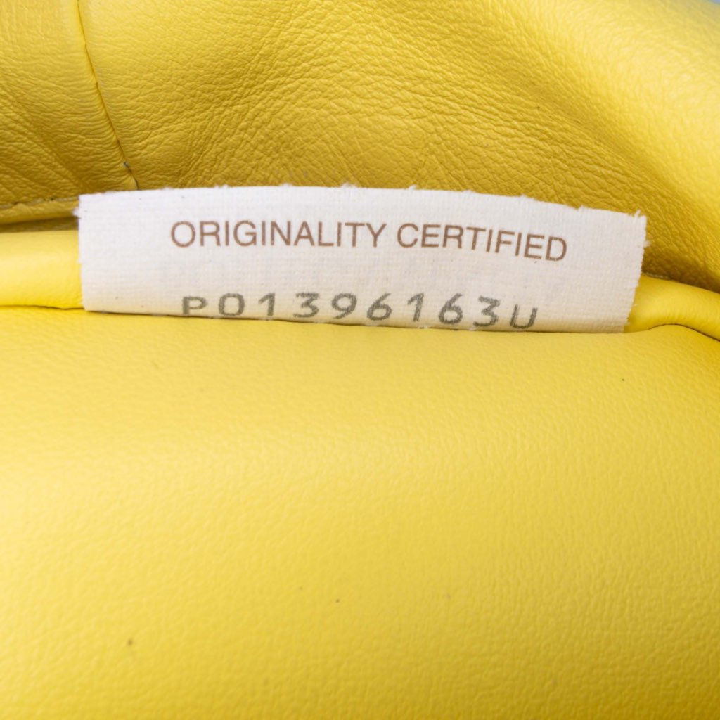 Bottega Veneta Mini Calfskin Double Knot - Detail 1