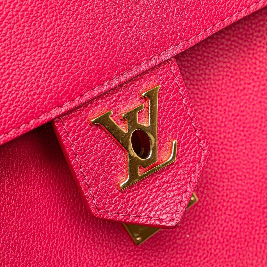 Louis Vuitton Calfskin Lockme PM - Detail 2