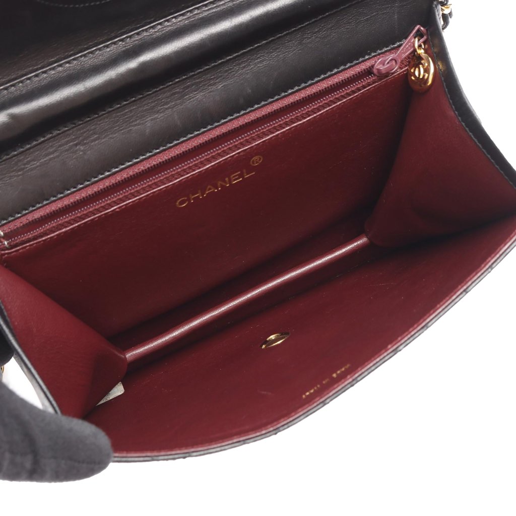 Chanel CC Quilted Lambskin Chain Single Flap - 3