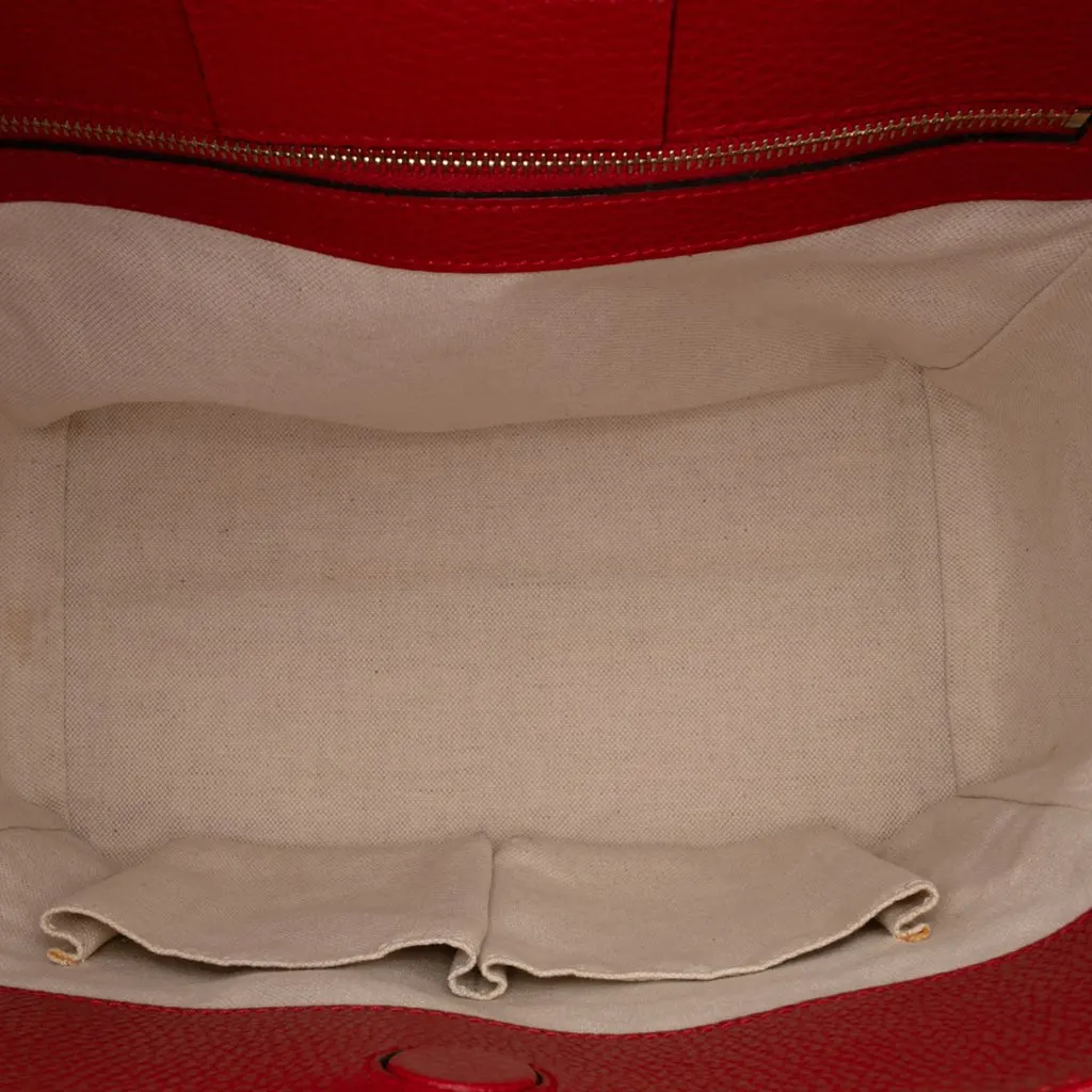Gucci Medium Leather Swing Tote Red Leather Good - Model View