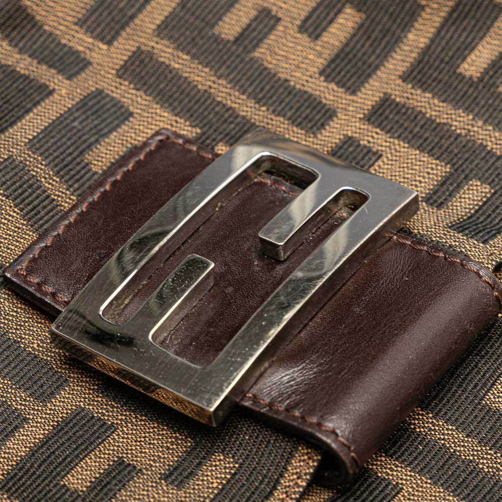 Fendi Zucca Canvas Shoulder Bag - Detail 2