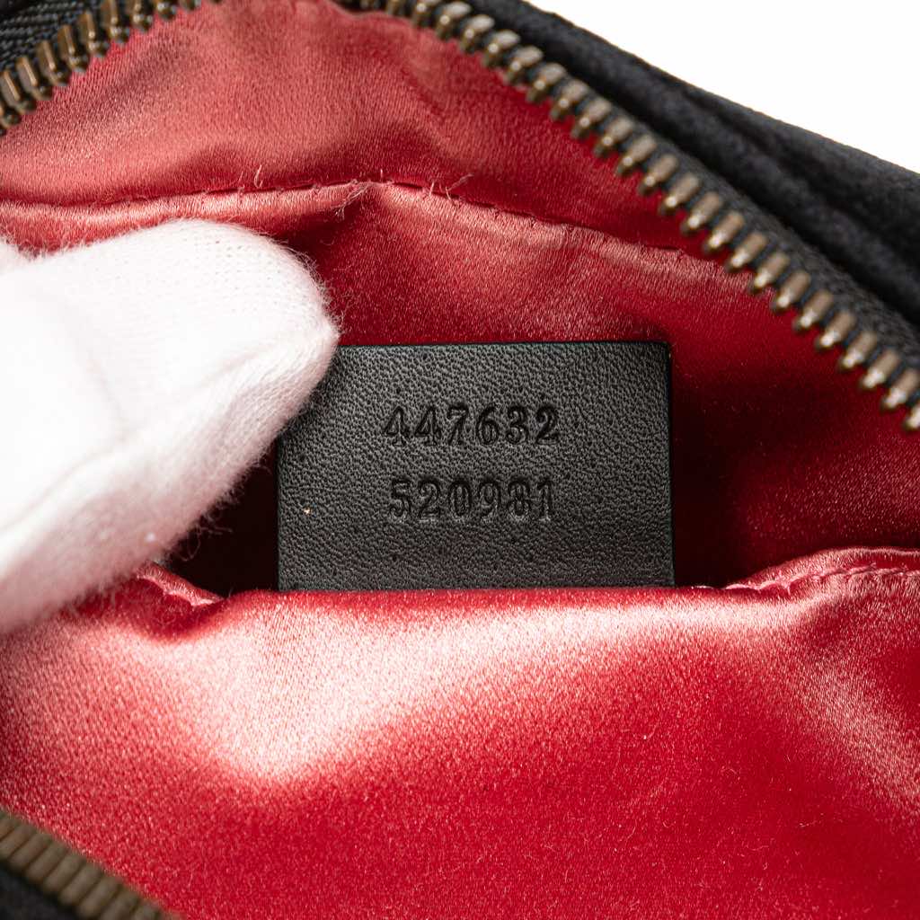 Gucci Small GG Marmont Matelasse Velvet Crossbody - Detail 1