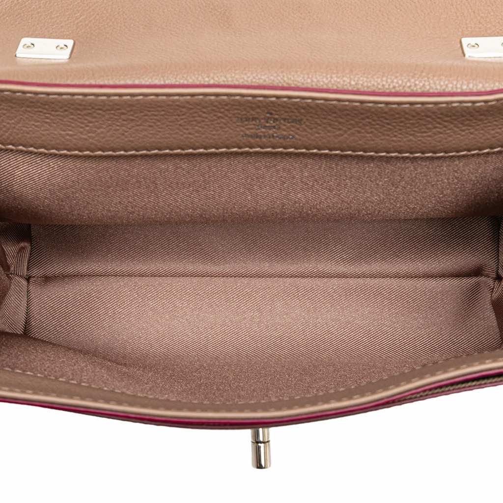 Louis Vuitton Leather Lockme II BB - 4