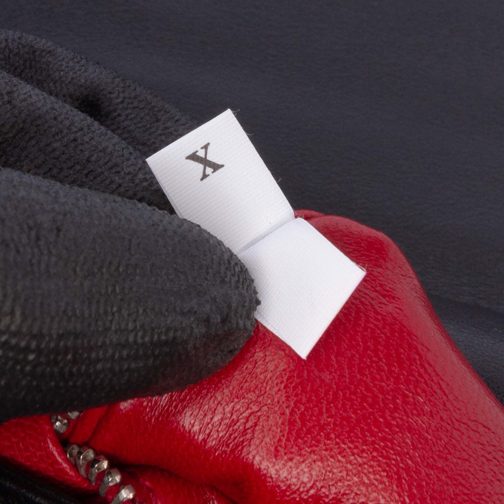 Prada Tessuto Grommet Crossbody - Detail 2