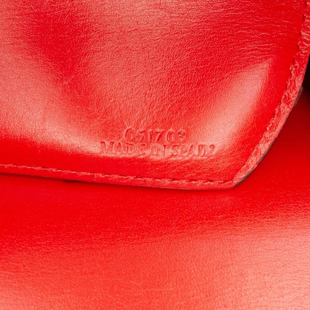 Loewe Medium Leather Barcelona Crossbody - Image 10