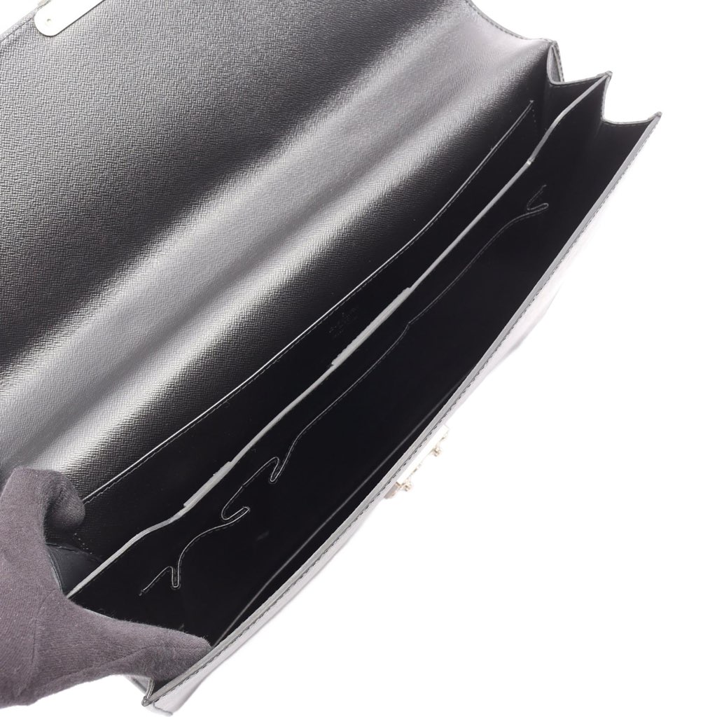Louis Vuitton Taiga Moskova Briefcase - 3