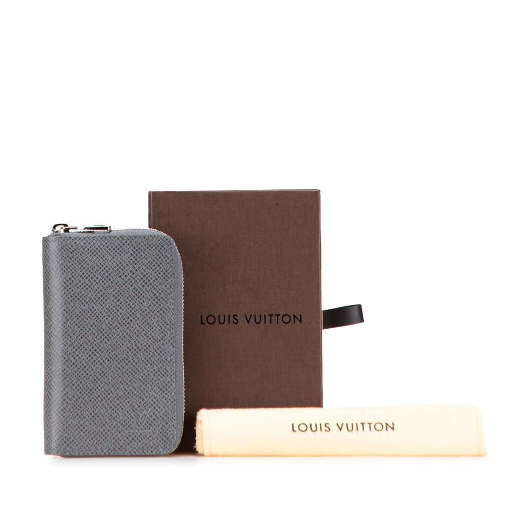 Louis Vuitton Taiga Zippy Vertical Coin Purse - Image 13