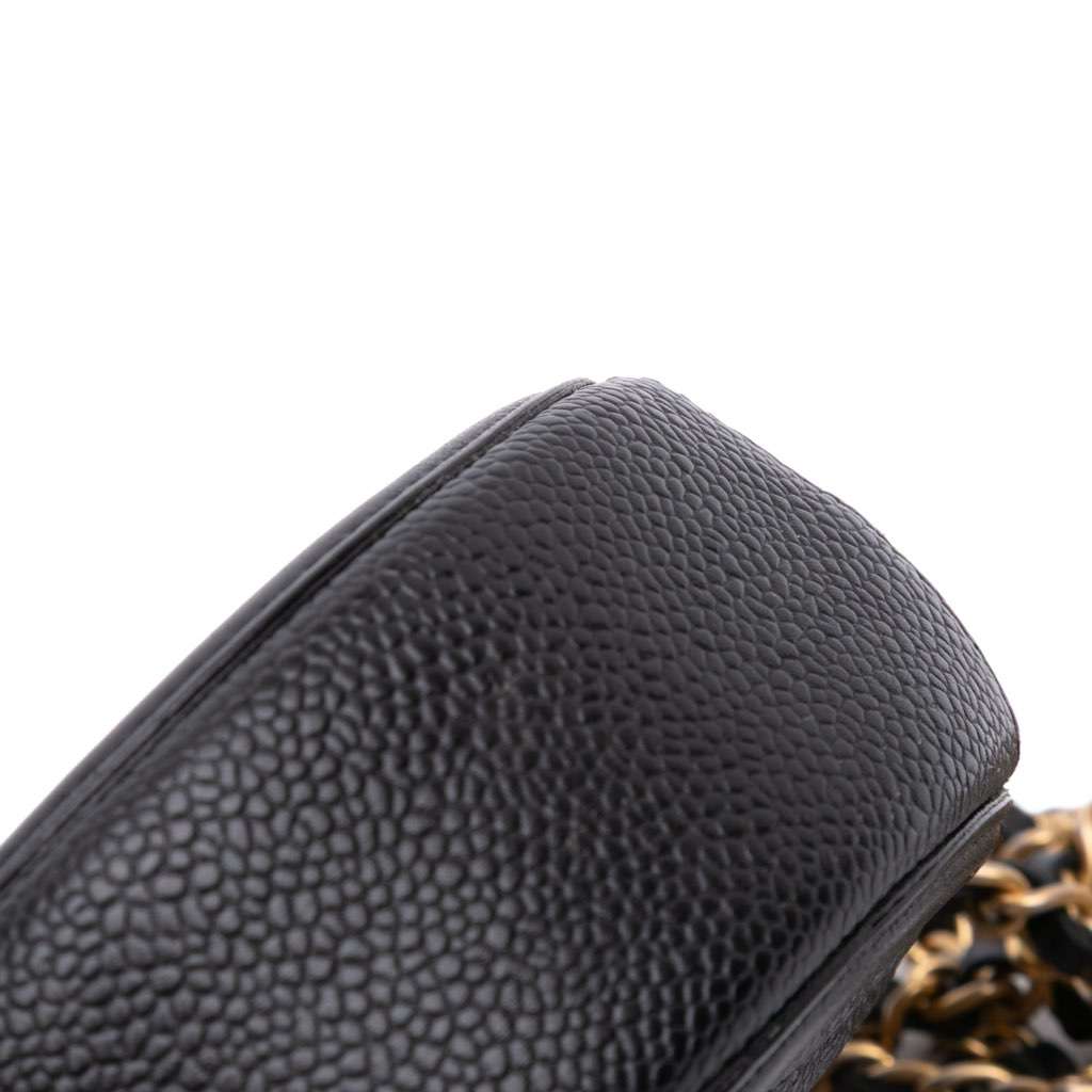 Chanel Caviar CC Filigree Round Clutch with Chain - Image 11