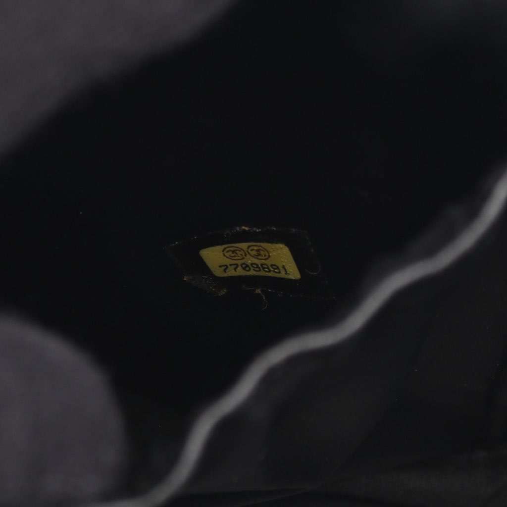 Chanel CC Caviar Vanity Case - Side view